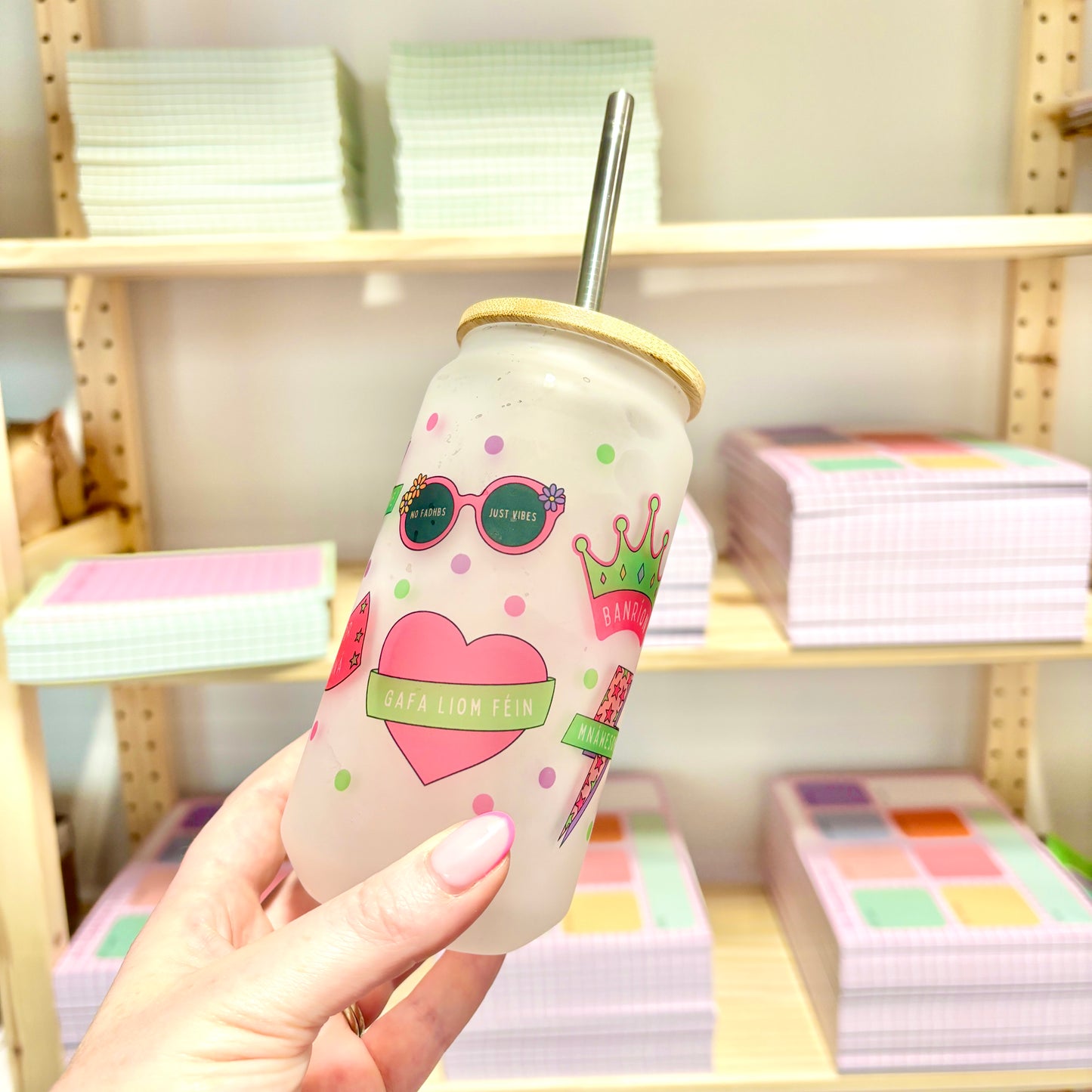 Mnáwesome Frosted Glass Tumbler